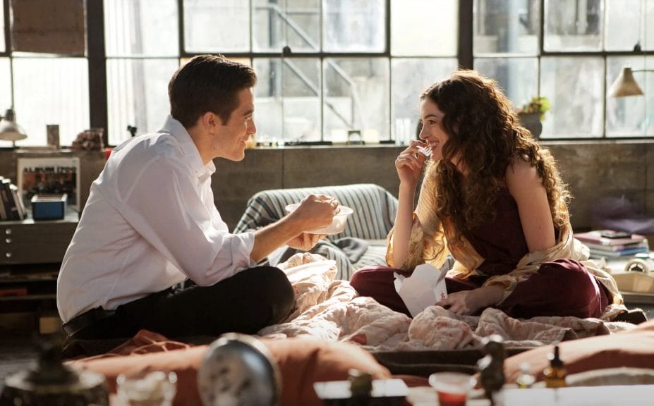 Anne Hathaway and Jake Gyllenhaal in Love & Other Drugs